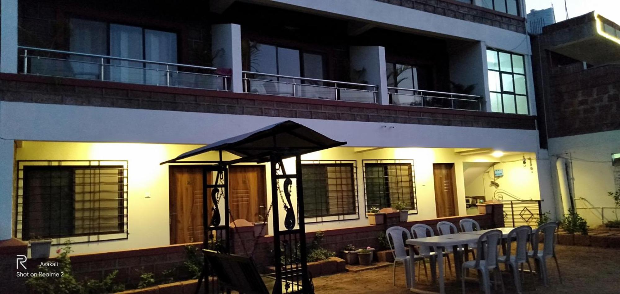 Stay Classy Mahābaleshwar Exterior foto